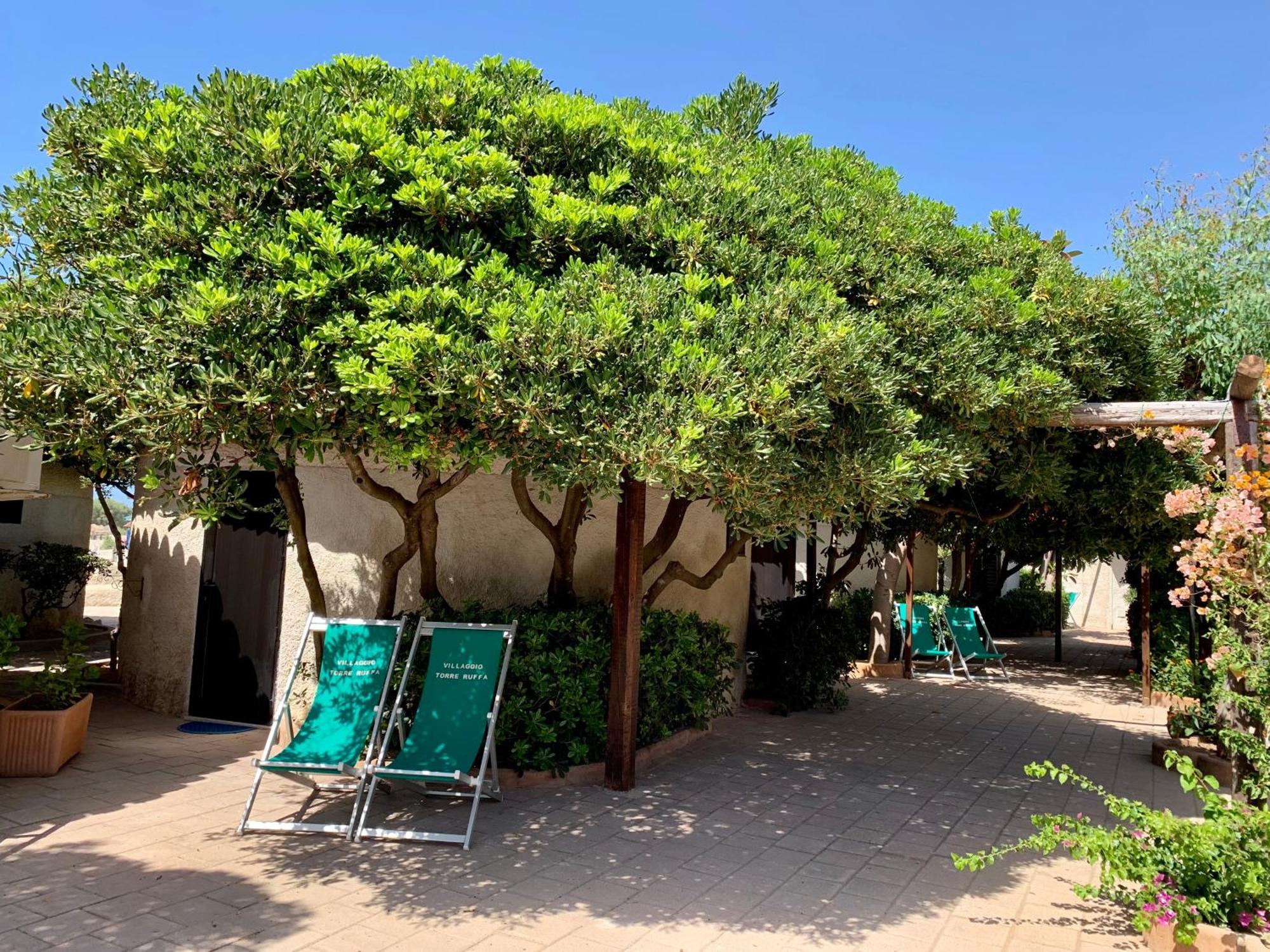 Hotel Villaggio Torre Ruffa 4*