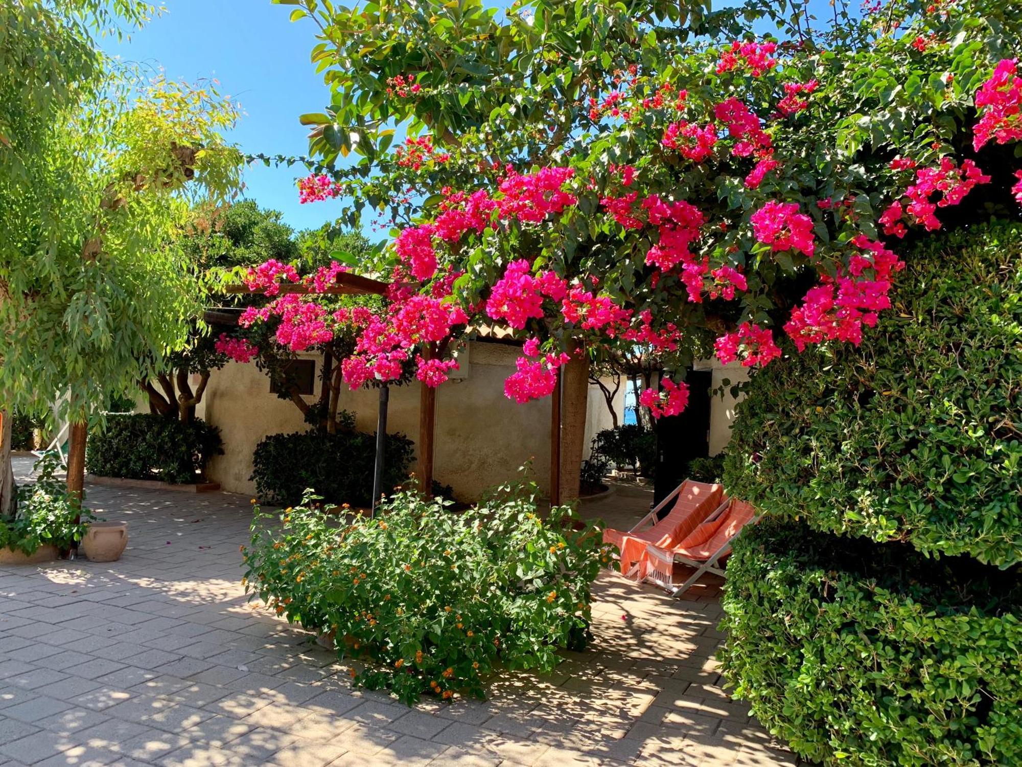 Villaggio Torre Ruffa 4*